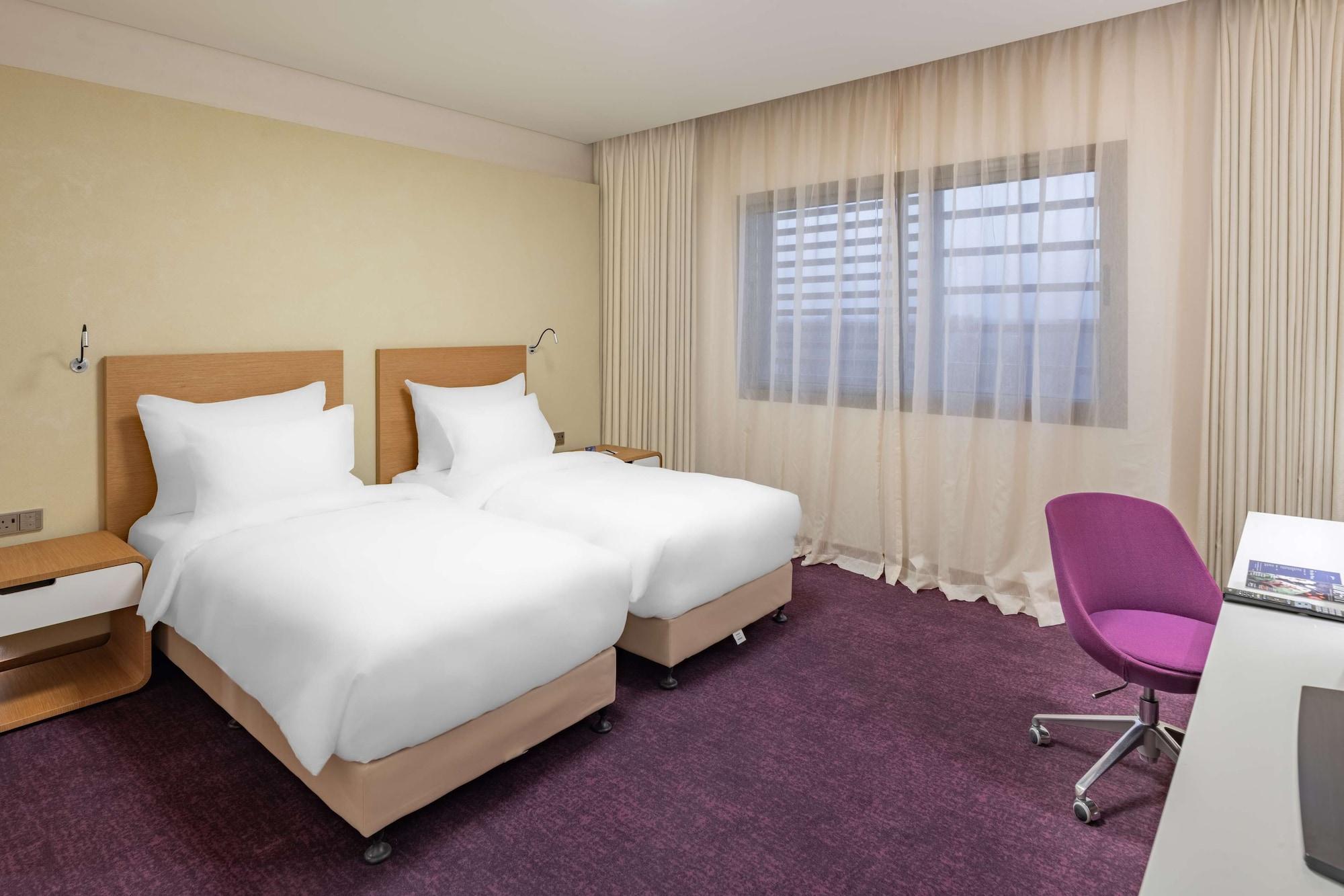 Radisson Blu Hotel & Residence, Riyadh Diplomatic Quarter Esterno foto