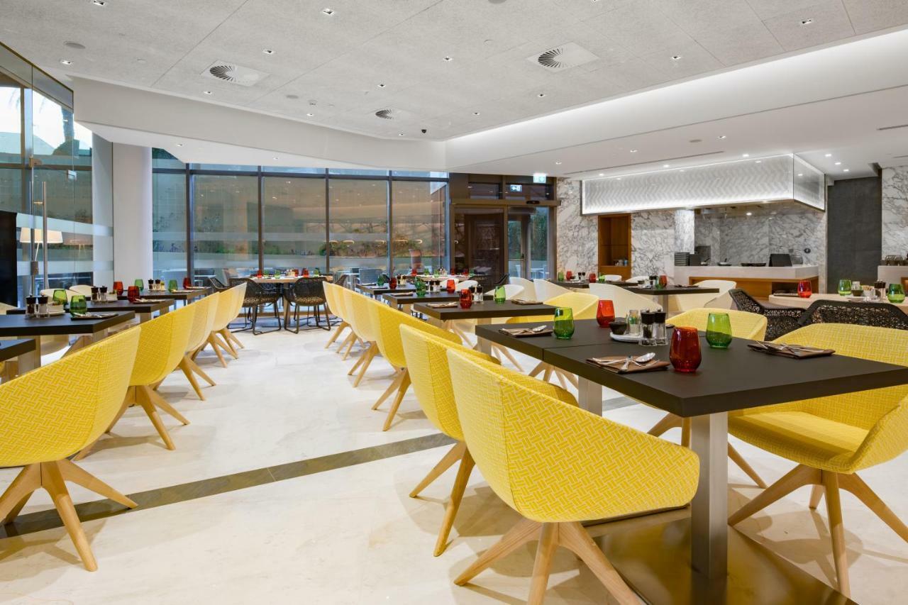 Radisson Blu Hotel & Residence, Riyadh Diplomatic Quarter Esterno foto