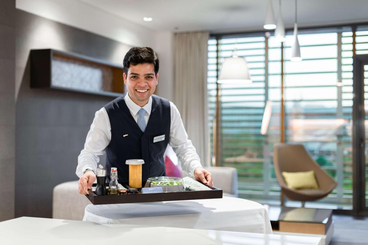 Radisson Blu Hotel & Residence, Riyadh Diplomatic Quarter Esterno foto