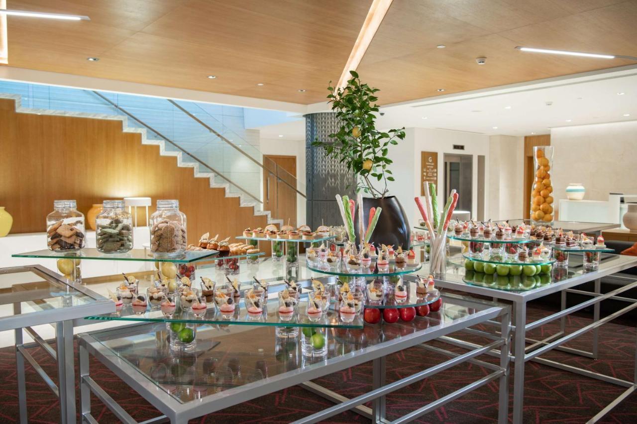Radisson Blu Hotel & Residence, Riyadh Diplomatic Quarter Esterno foto